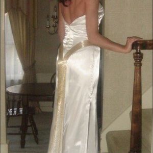 Jovani Prom Dress (Fits a Size 4)